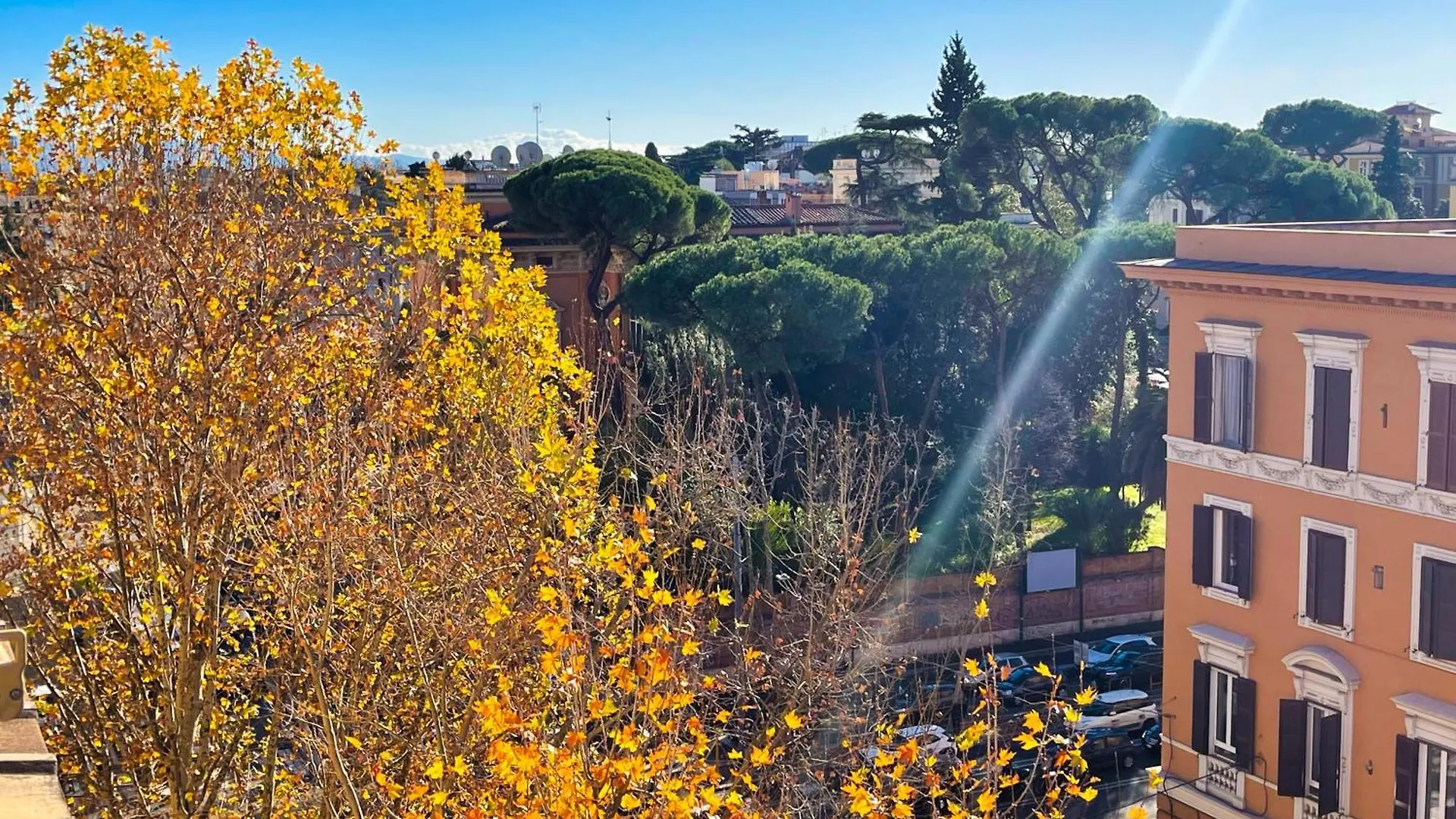 Maria Teresa Apartment - Sophisticated Living And City Links - Quartiere Trieste ローマ 0*,  イタリア
