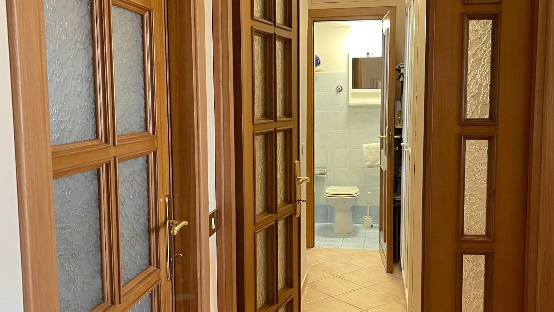 Maria Teresa Apartment - Sophisticated Living And City Links - Quartiere Trieste Rome Italy